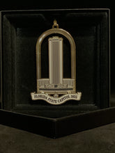 Load image into Gallery viewer, Ornament 2025 JM New Capitol

