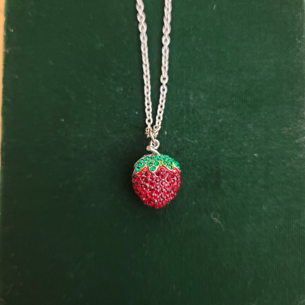 Necklace Strawberry Paved Crystal Pendant